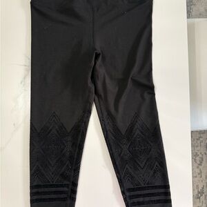 Women Black Leggings, size large